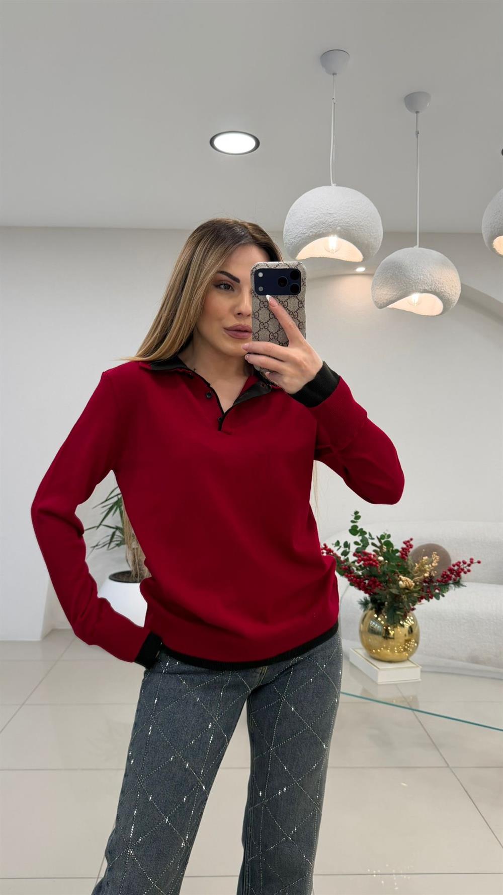 KOL VE YAKA  DETAYLI KIRMIZI KAZAK