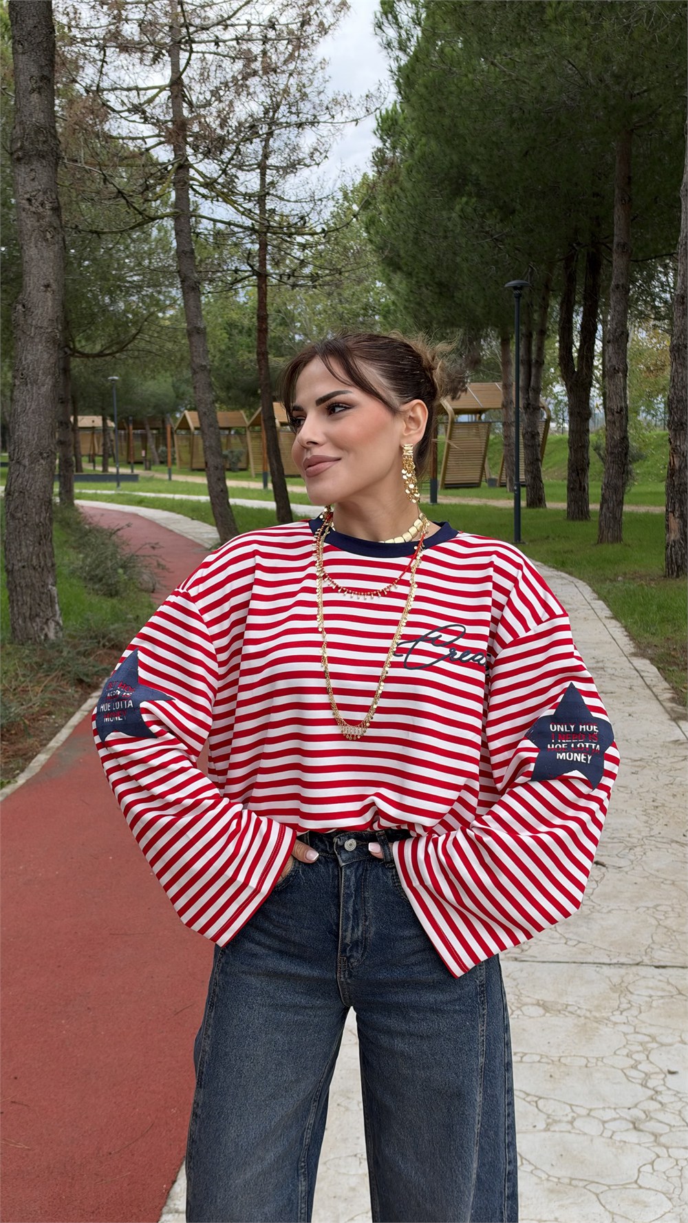 Kolları Yıldız Detaylı Çizgili Sweatshırt Kırmızı
