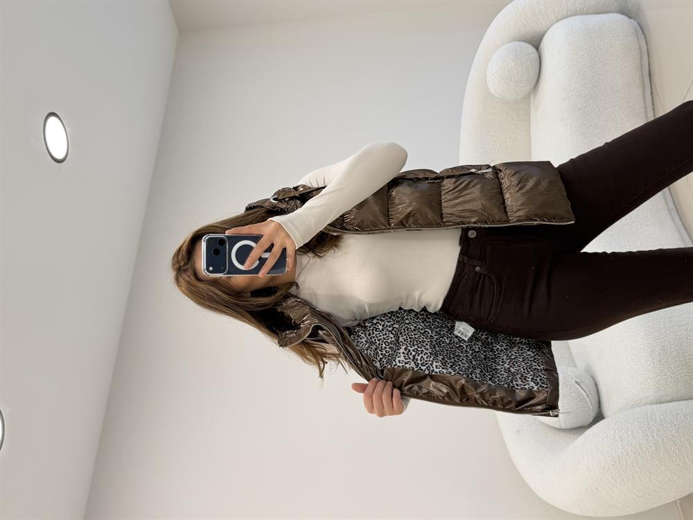 KOPŞONLU PARLAK ŞİŞME YELEK KAHVE