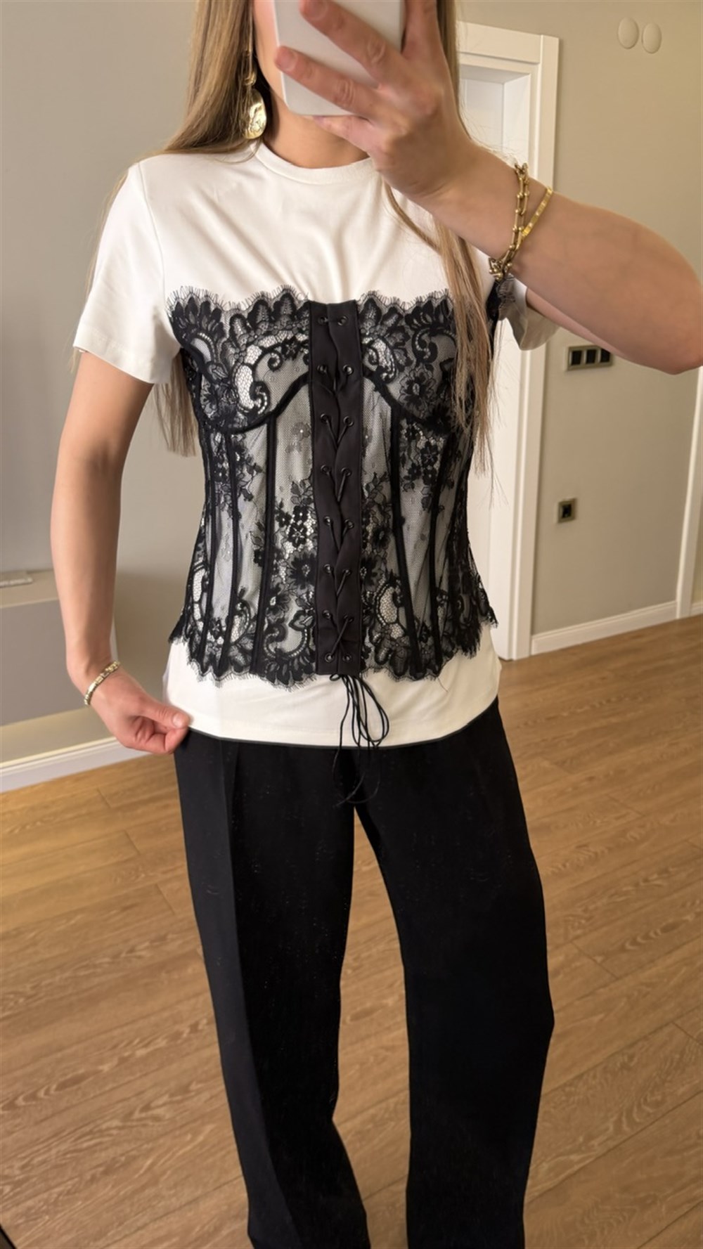 KORSE DETAYLI MODAL TSHIRT