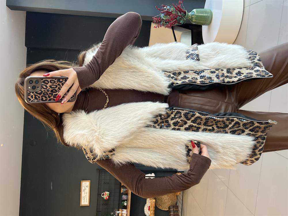 Krem Pulpayet Detayli Premi̇um Kürk Yelek