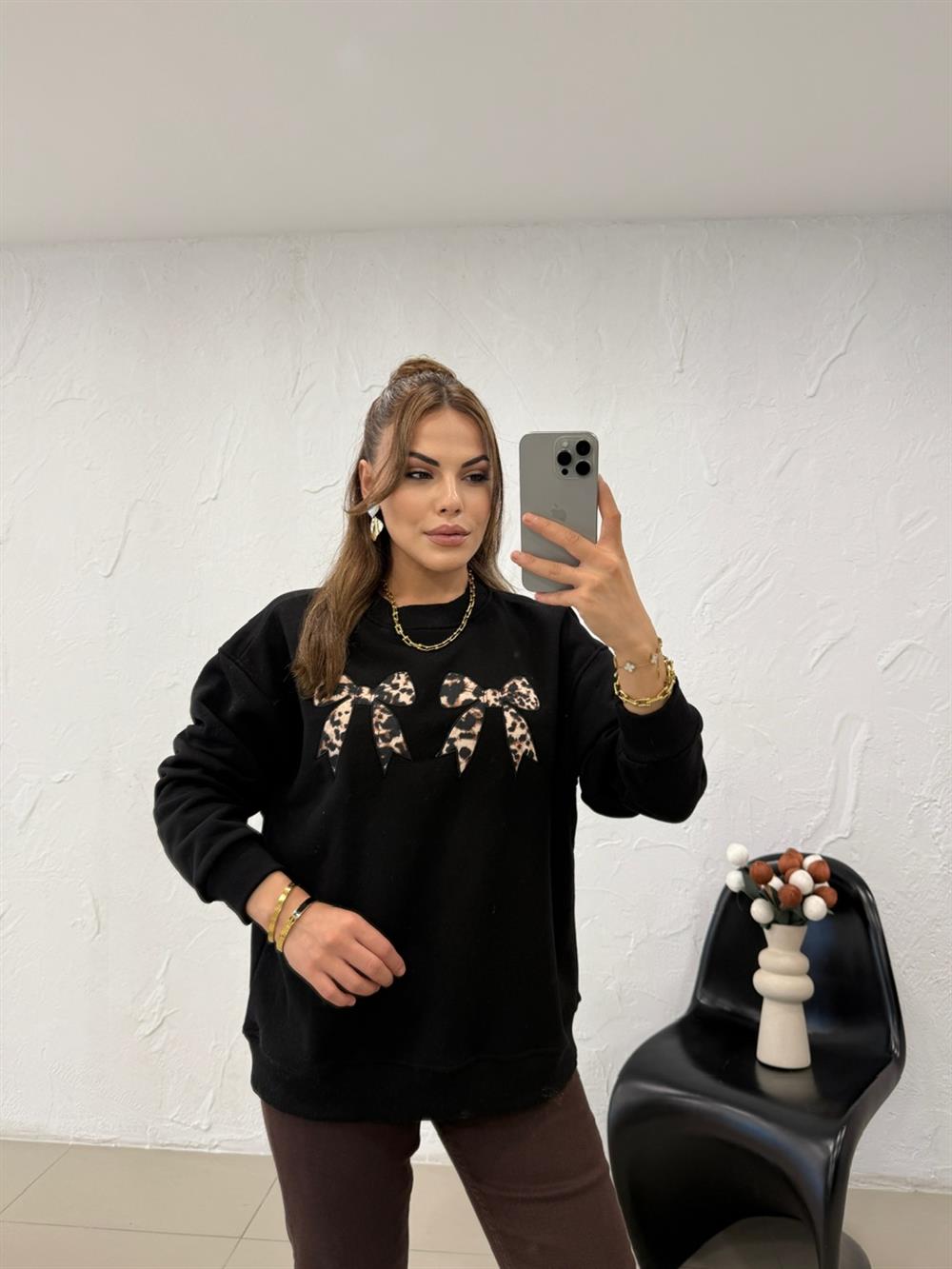 KURDELA DETAYLI SWEATSHIRT SİYAH