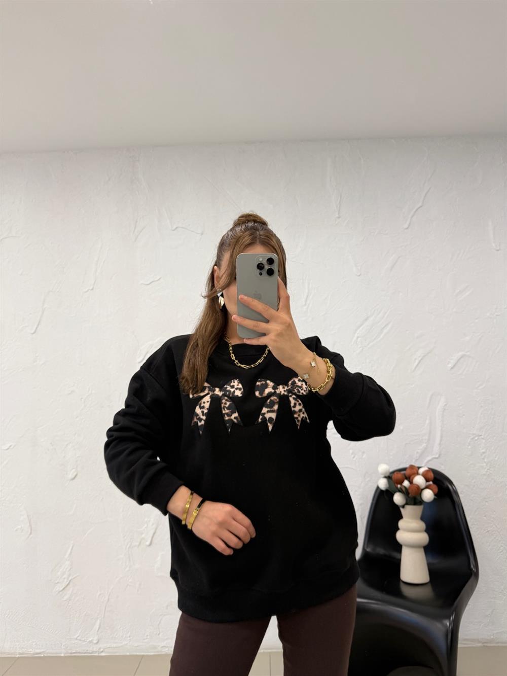 KURDELA DETAYLI SWEATSHIRT SİYAH