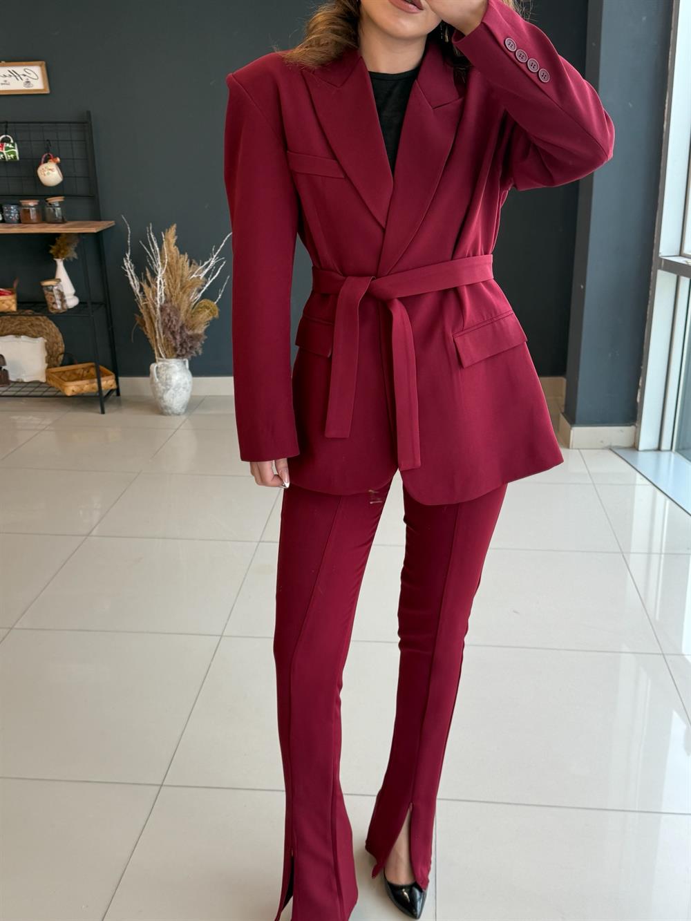 Kuşakli İki̇li̇ Ceket Takim Bordo