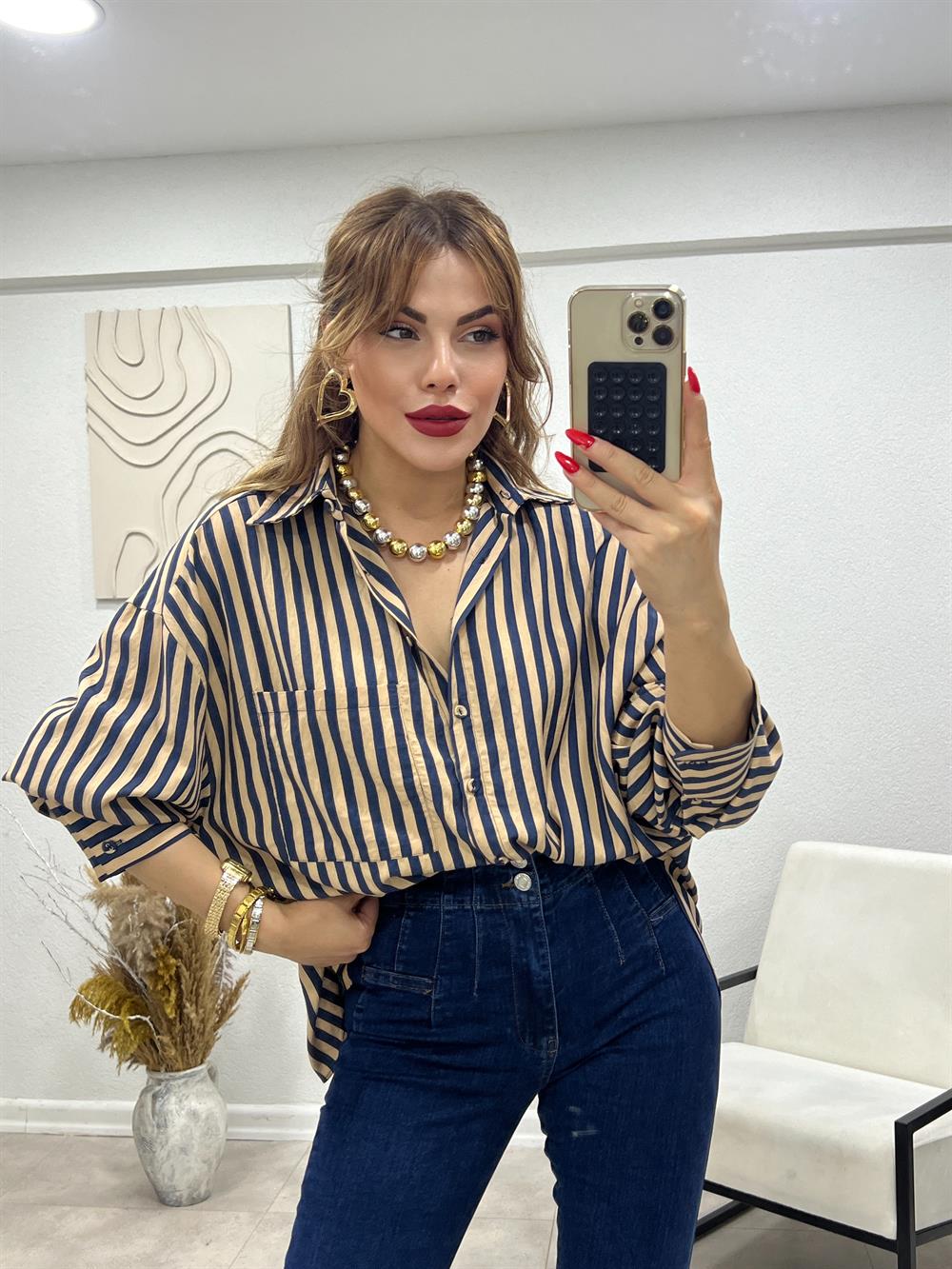 Laci̇vert Ci̇zgi̇li̇ Premi̇um Gömlek