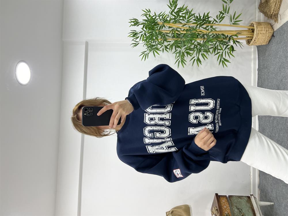 Laci̇vert Önü Yazili Şardonlu Sweat