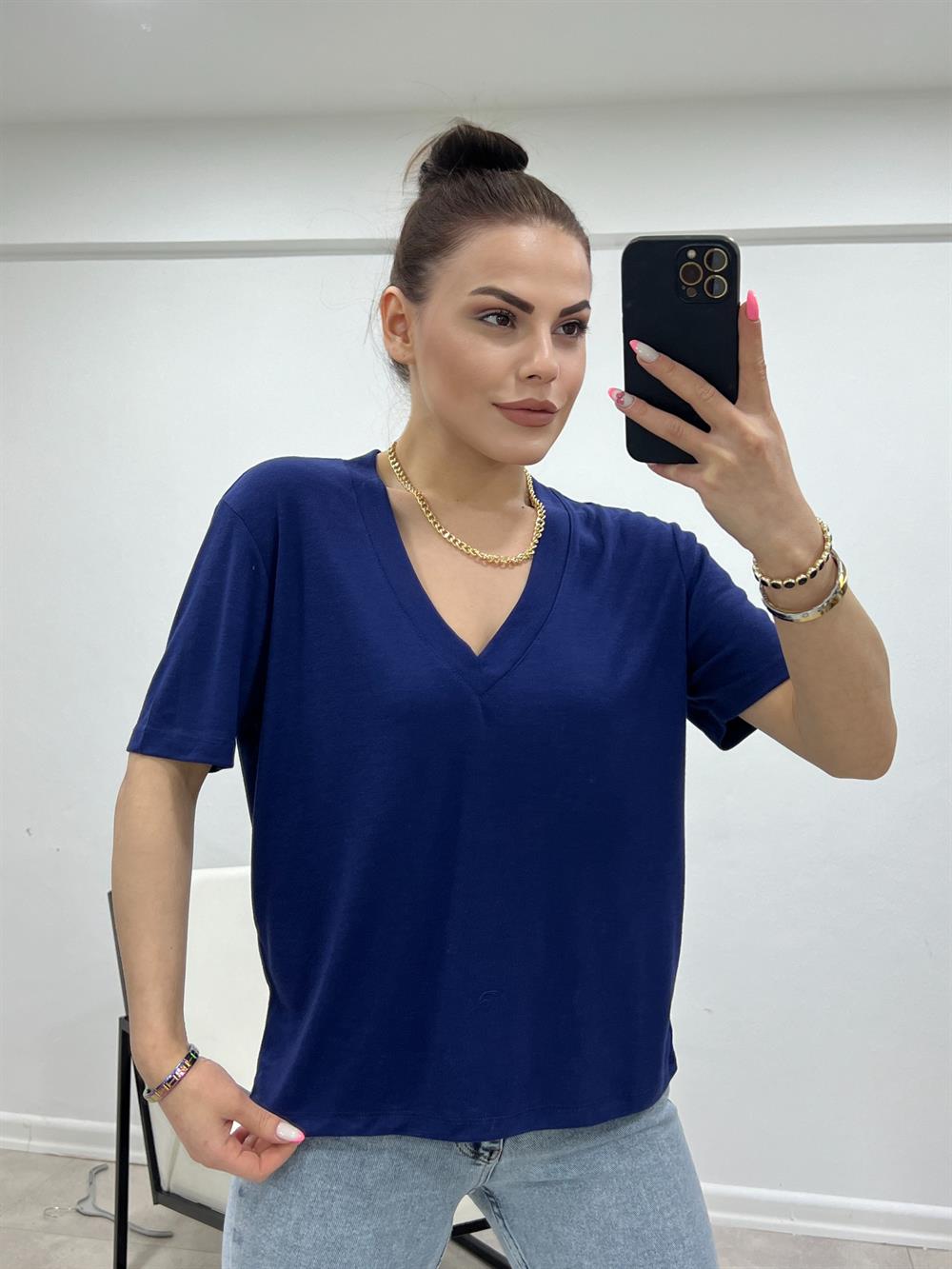 Laci̇vert V Yaka  Pamuk Tshi̇rt