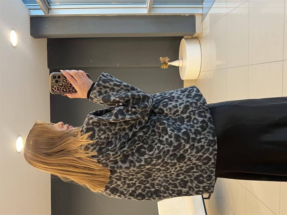 Leopar Desen Gri̇ Kaşe Ceket