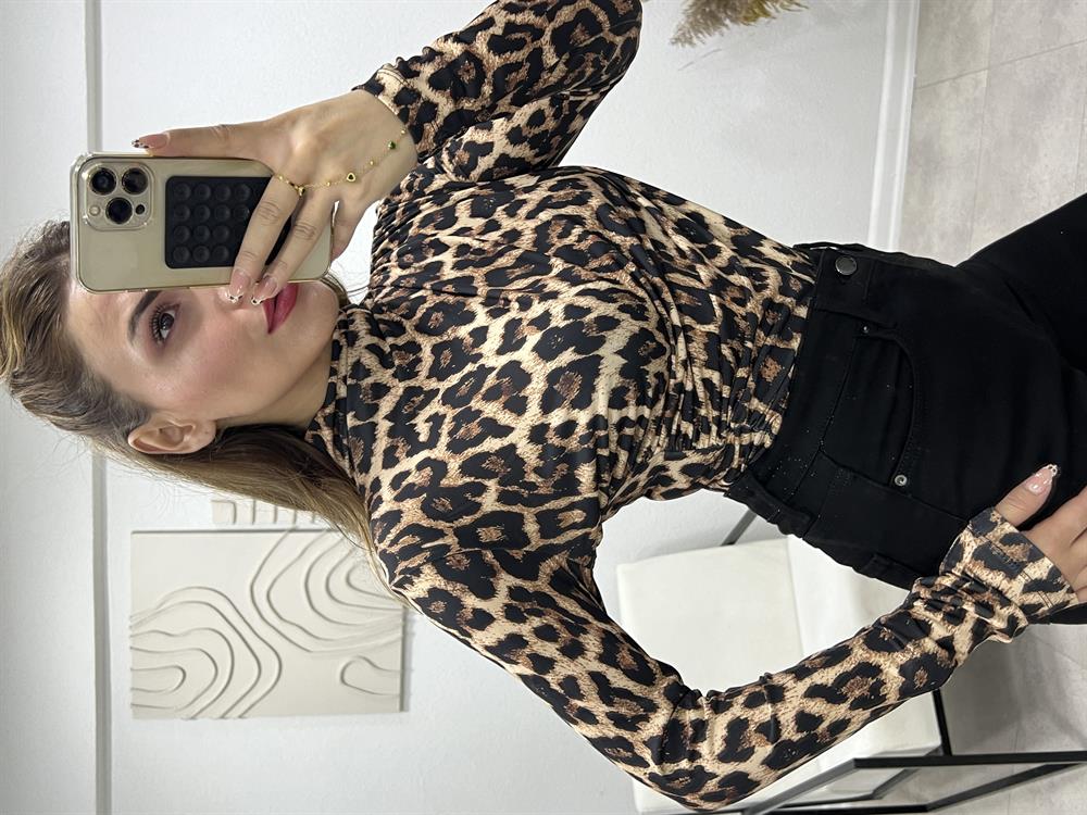 Leopar Drapeli̇ Leopar Bluz