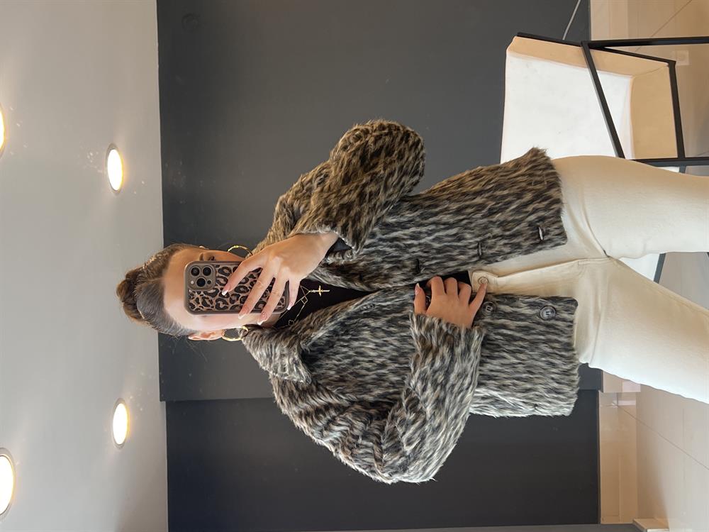 Leopar İçi̇ Astarli Massi̇ Ceket