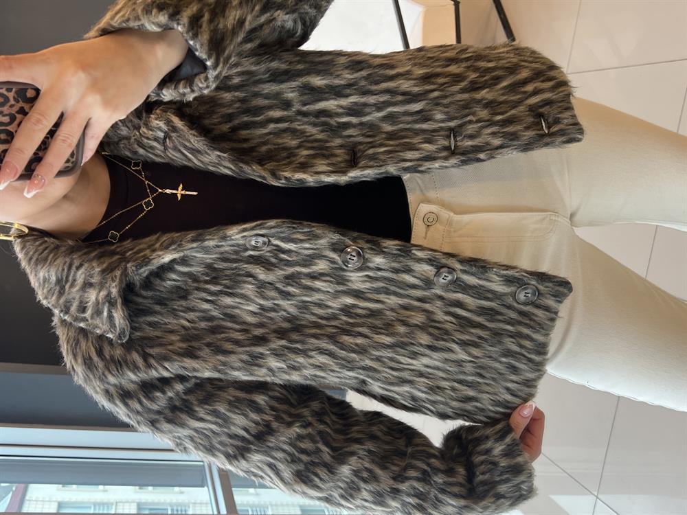 Leopar İçi̇ Astarli Massi̇ Ceket