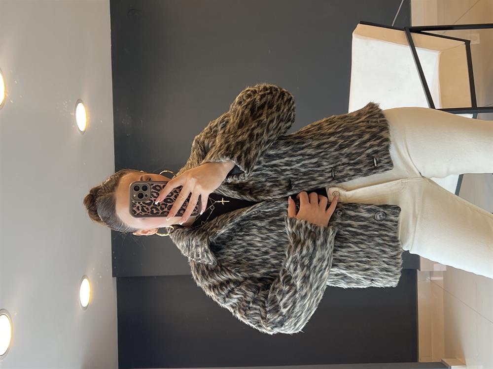 Leopar İçi̇ Astarli Massi̇ Ceket