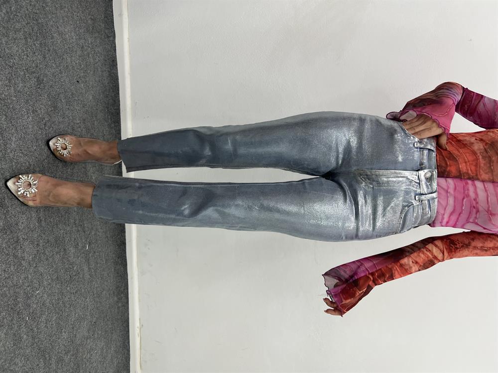 Li̇krali Varakli Parlak Jean