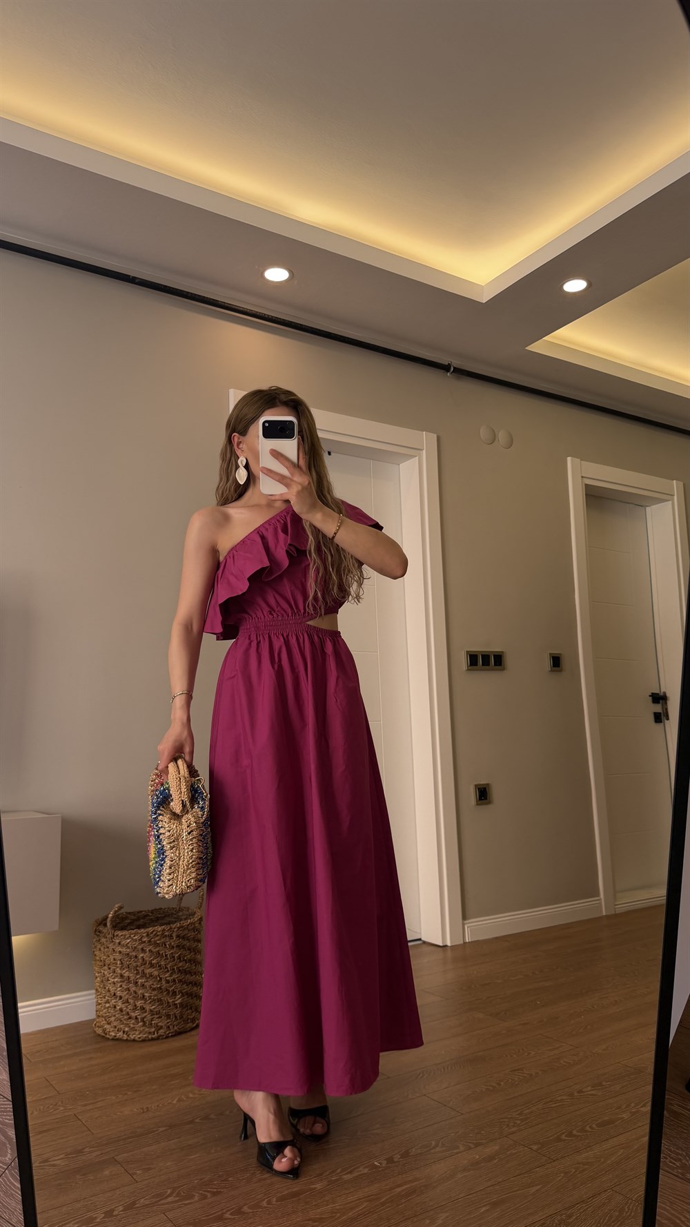 MARKA MODEL TEK OMUZ MAXİ KLOŞ ELBİSE FUŞYA