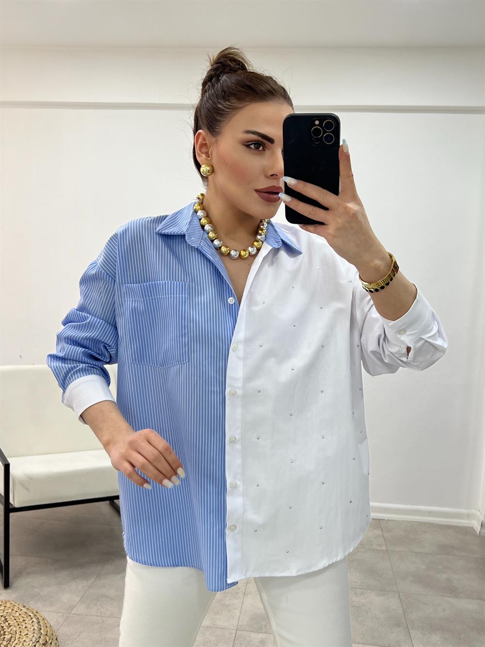 Mavi̇ Çi̇zgi̇li̇ Taş İşlemeli̇ Twi̇st Model Gömlek