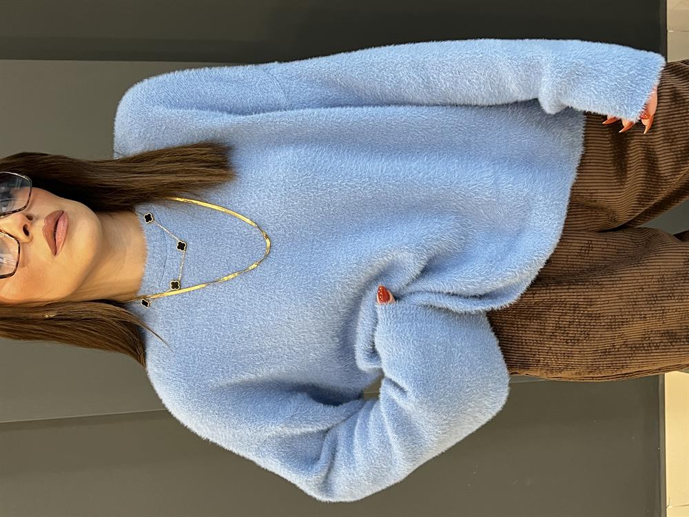 Mavi̇ Geni̇ş Kol Detayli  Yumoş Kazak