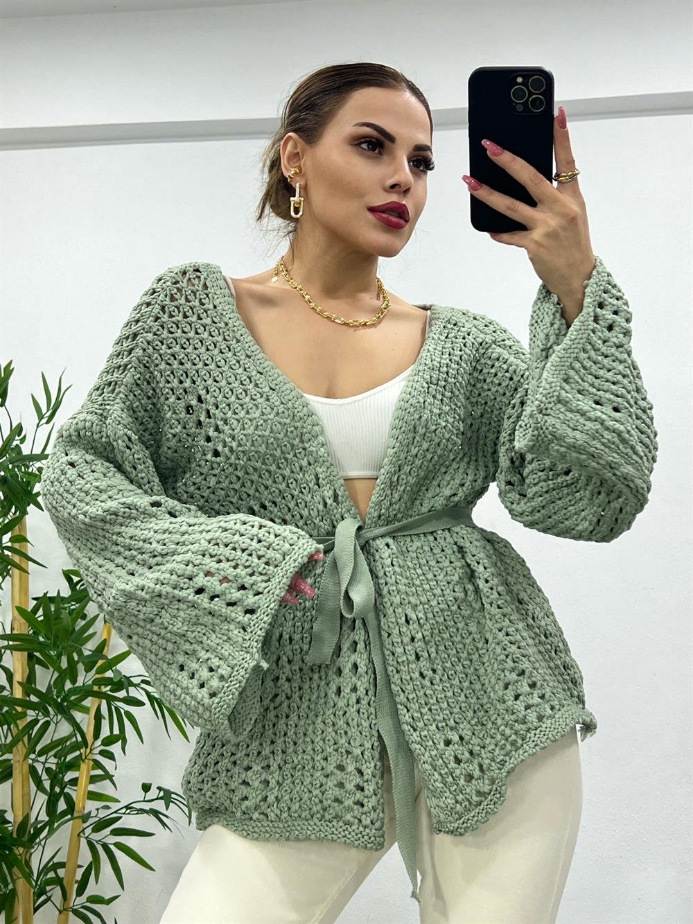 Mi̇nt Yeşi̇li̇ Kuşakli Örgülü Hirka