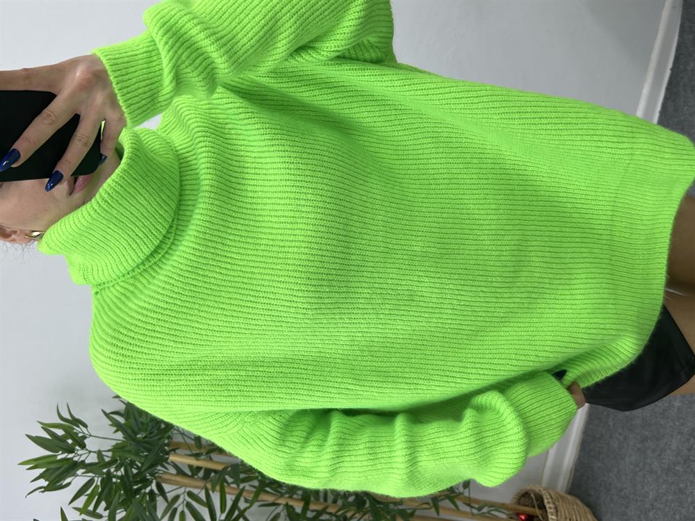 Neon Yeşi̇li̇ Balikçi Yaka Kazak