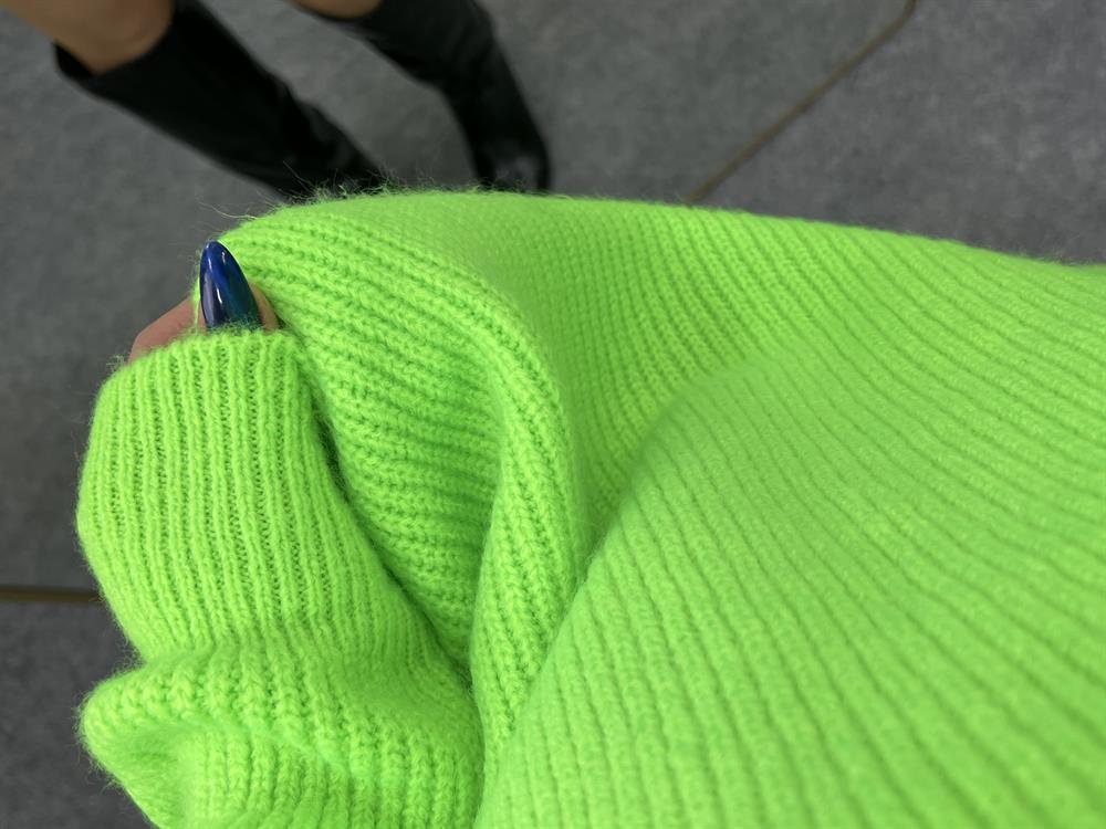 Neon Yeşi̇li̇ Balikçi Yaka Kazak