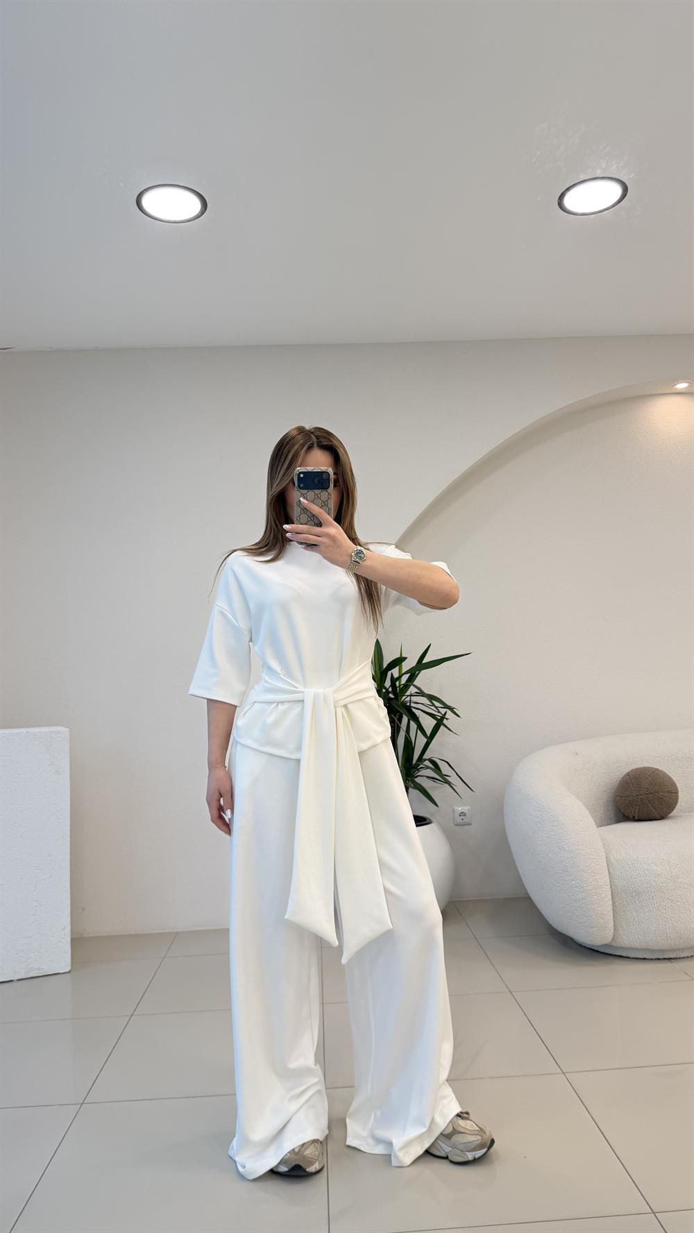 ÖNDEN BAĞLAMALI TAKIM BEYAZ