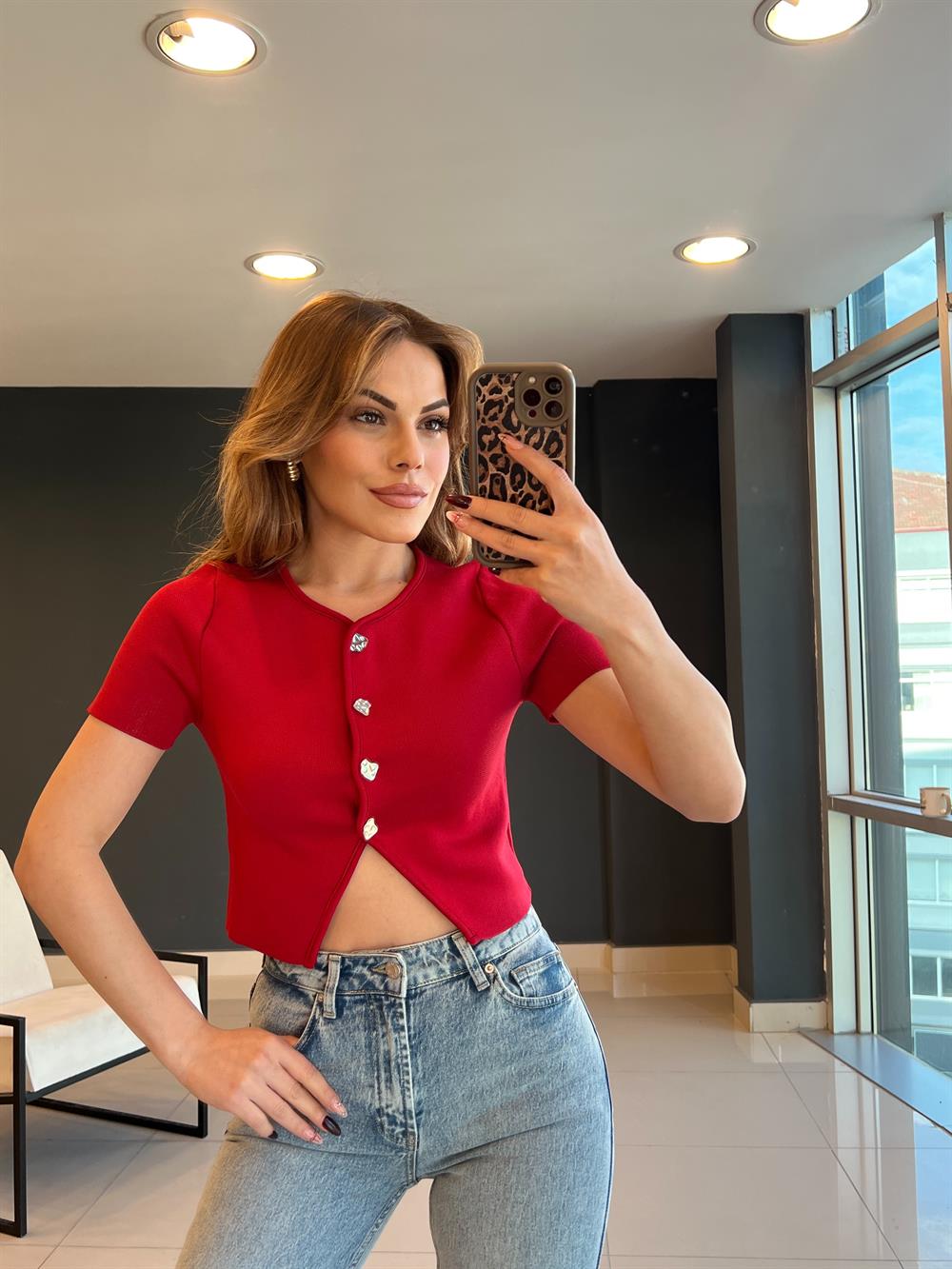 Önden Düğmeli̇ Tri̇ko Crop Yelek Bordo