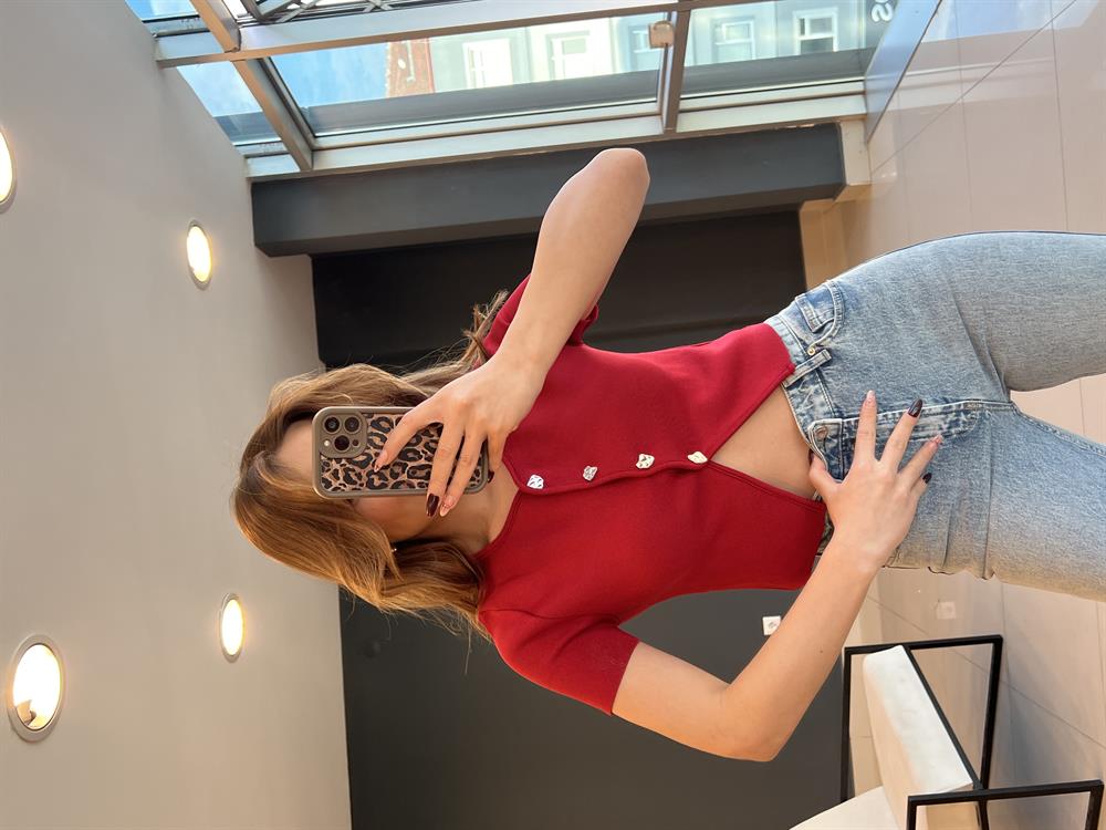 Önden Düğmeli̇ Tri̇ko Crop Yelek Bordo