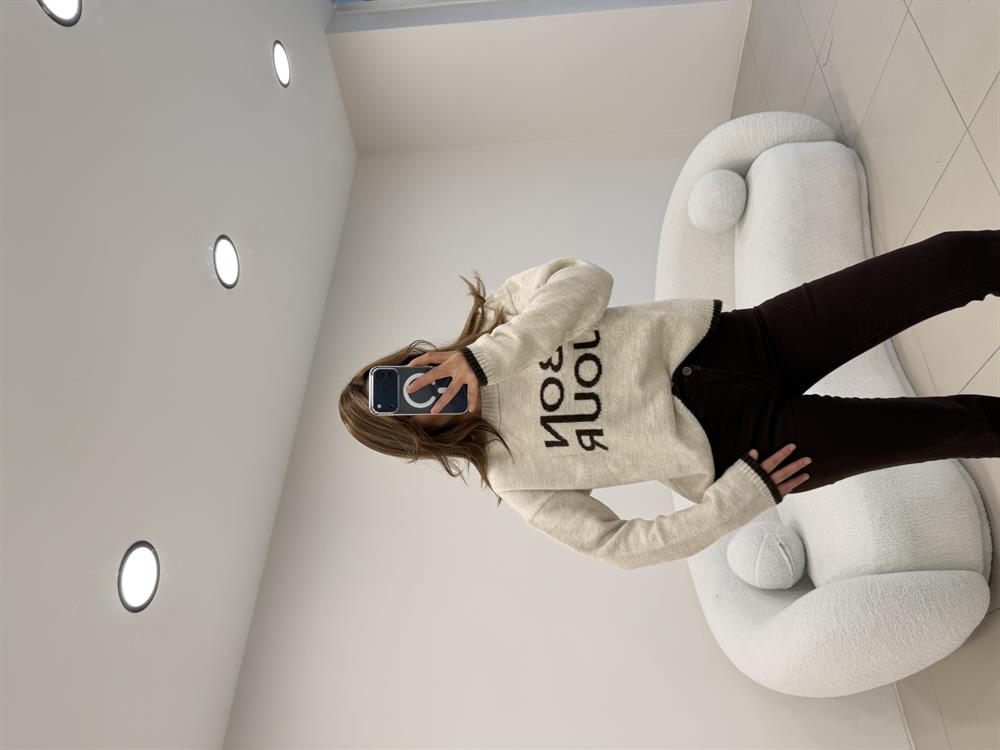 ÖNÜ BONJUR YAZILI KAZAK