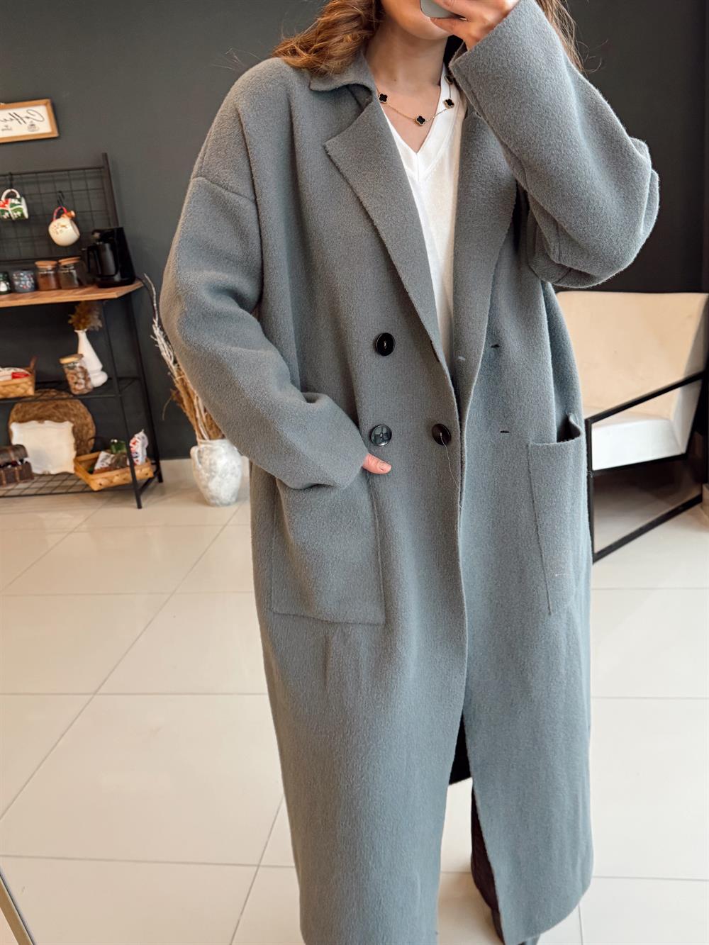 Önü Düğmeli̇ Premi̇um Seri̇ Hirka Gri̇