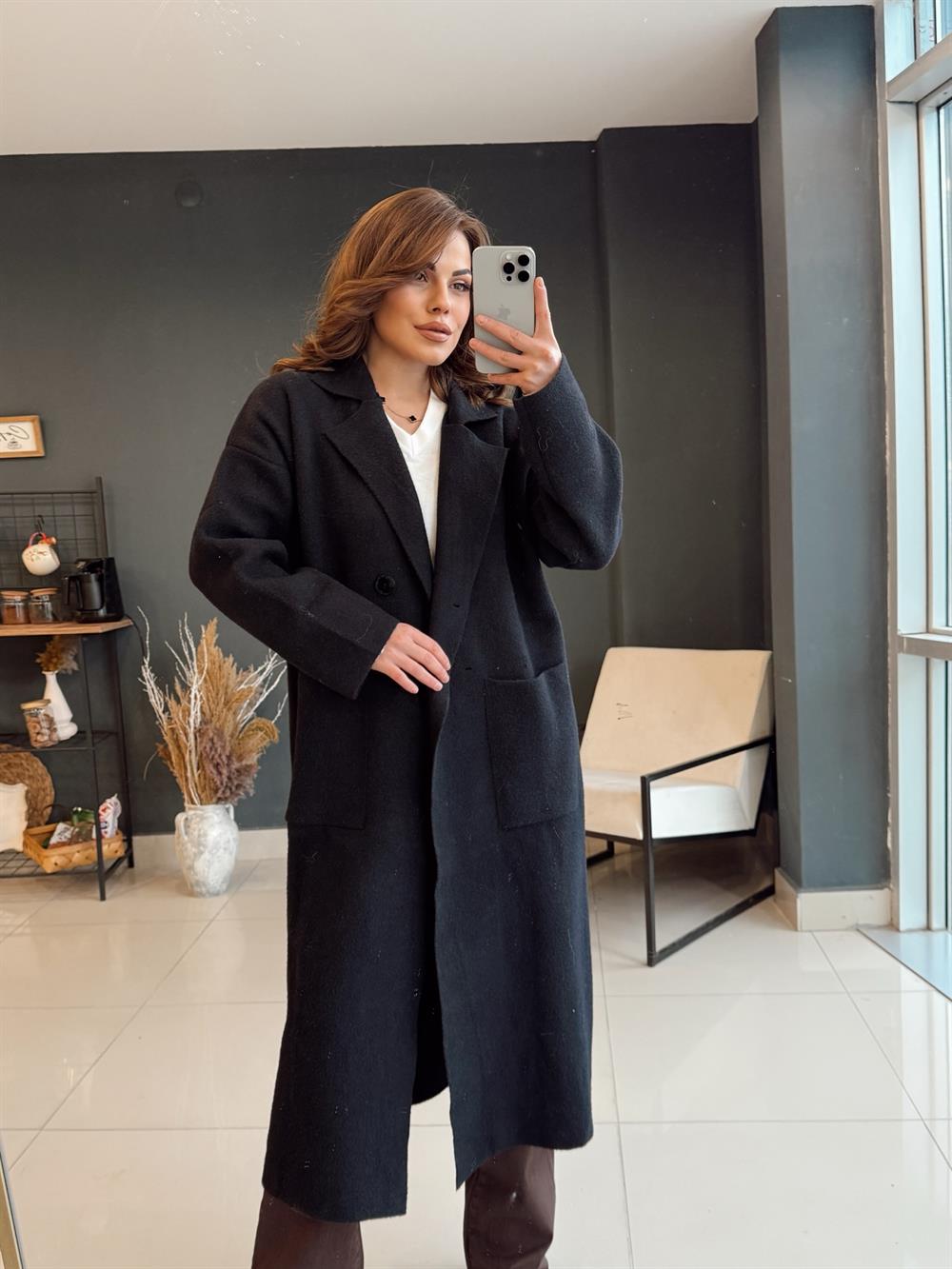 Önü Düğmeli̇ Premi̇um Seri̇ Hirka Si̇yah