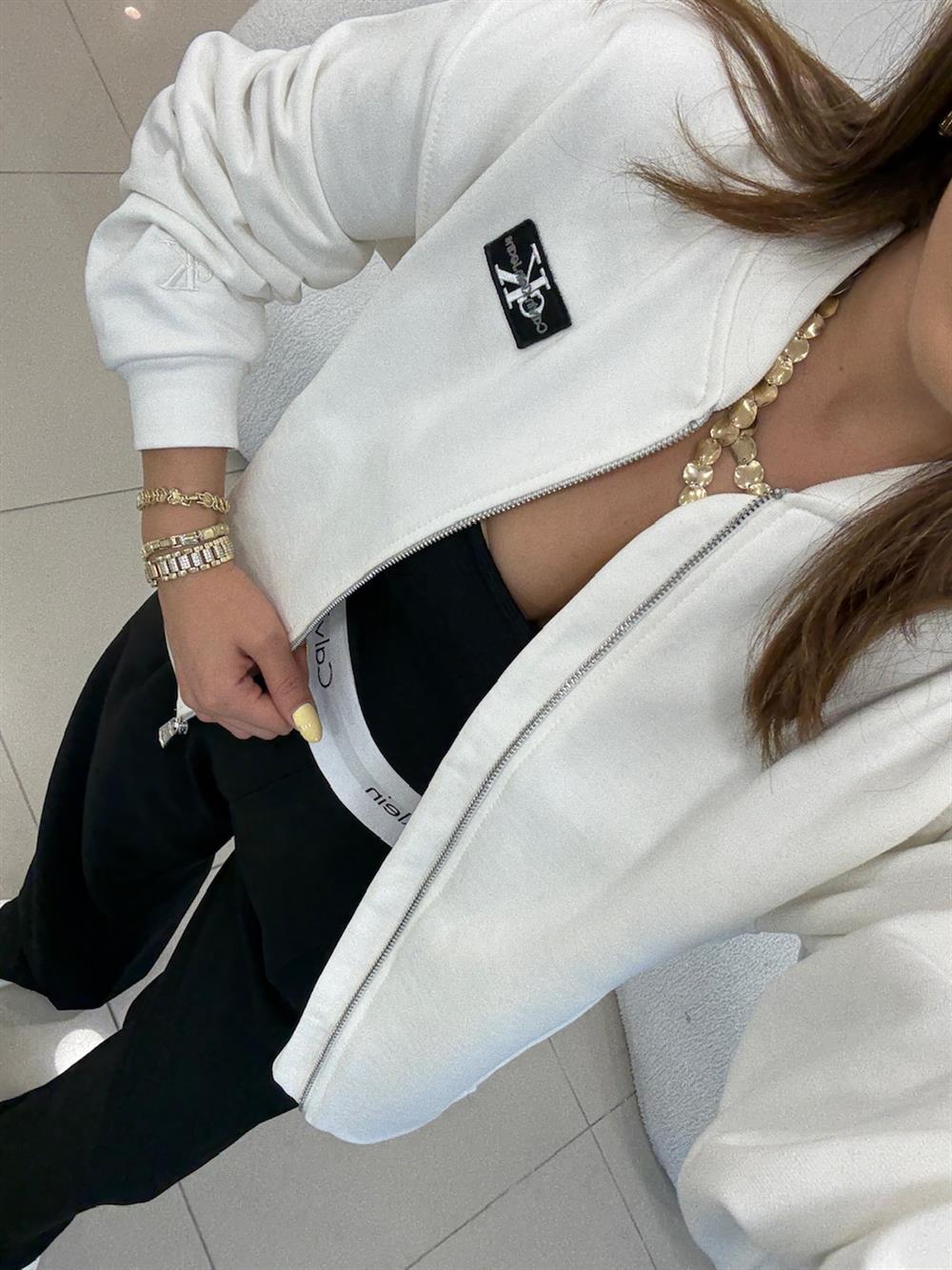 ÖNÜ FERMUARLI BOMBER CEKET BEYAZ