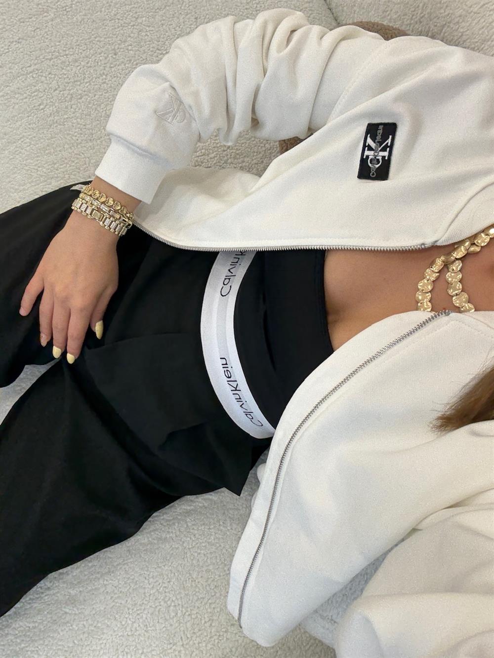 ÖNÜ FERMUARLI BOMBER CEKET BEYAZ