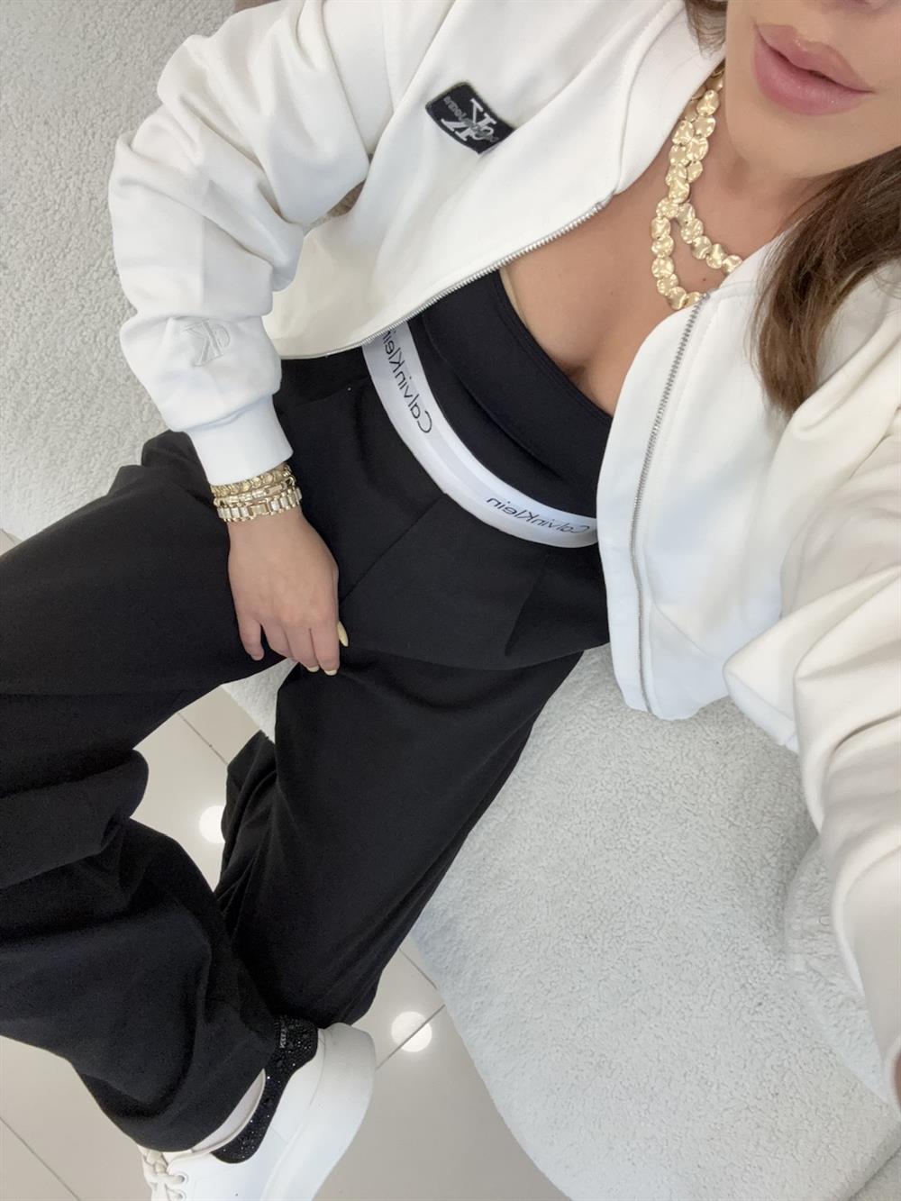 ÖNÜ FERMUARLI BOMBER CEKET BEYAZ