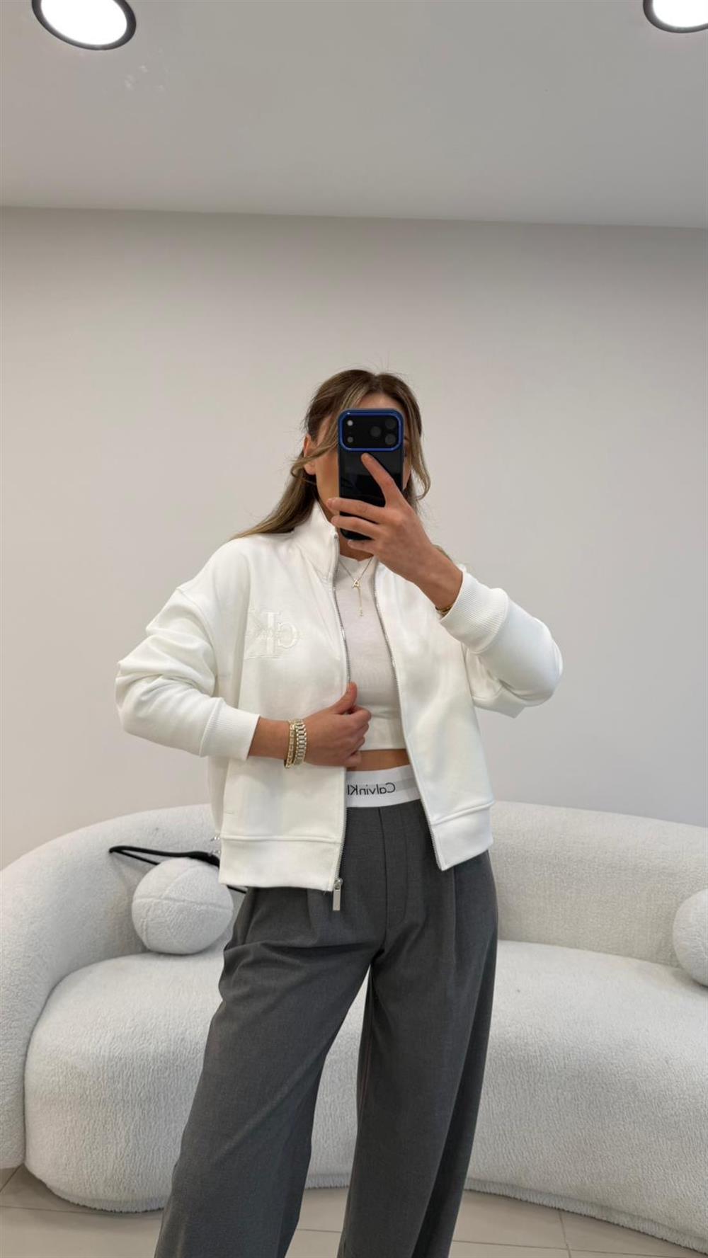 ÖNÜ FERMUARLI YAZI DETAYLI BOMBER CEKET BEYAZ