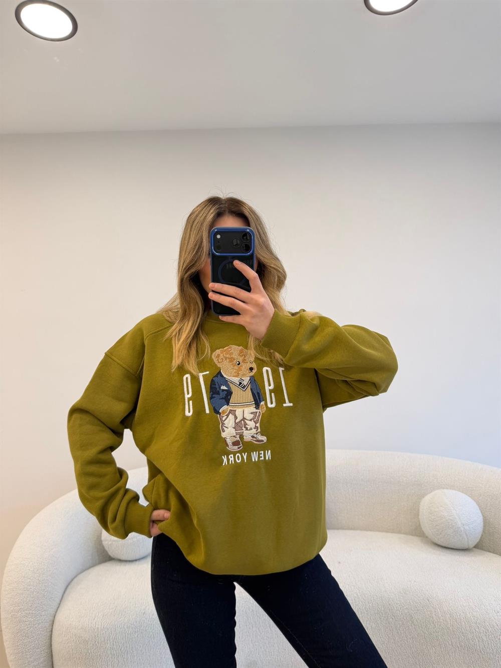 ÖNÜ RAKAM VE AYICIKLI ŞARDONLU  SWEAT YEŞİL