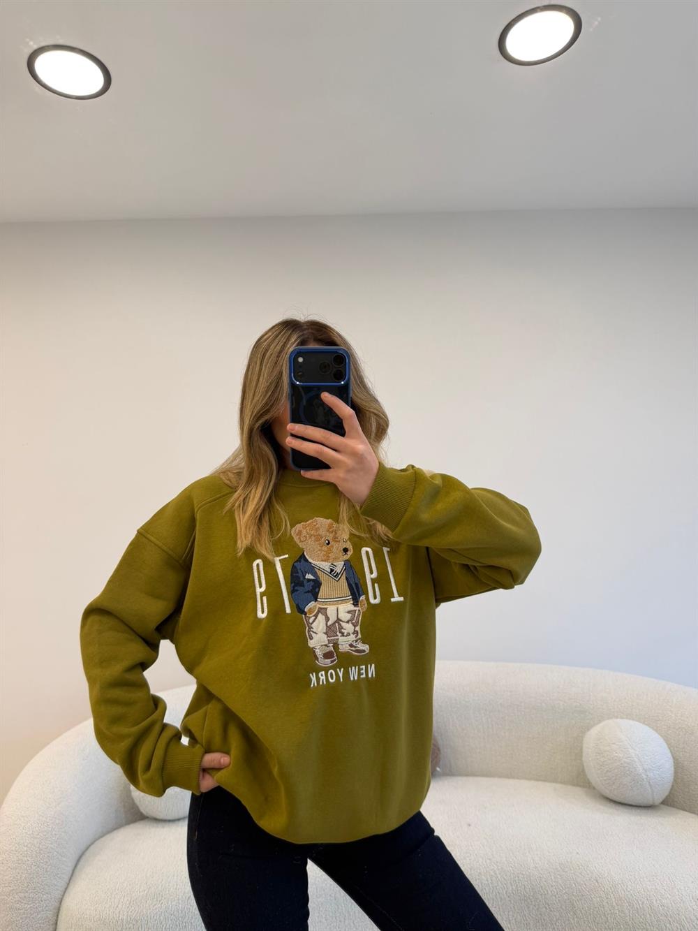 ÖNÜ RAKAM VE AYICIKLI ŞARDONLU  SWEAT YEŞİL