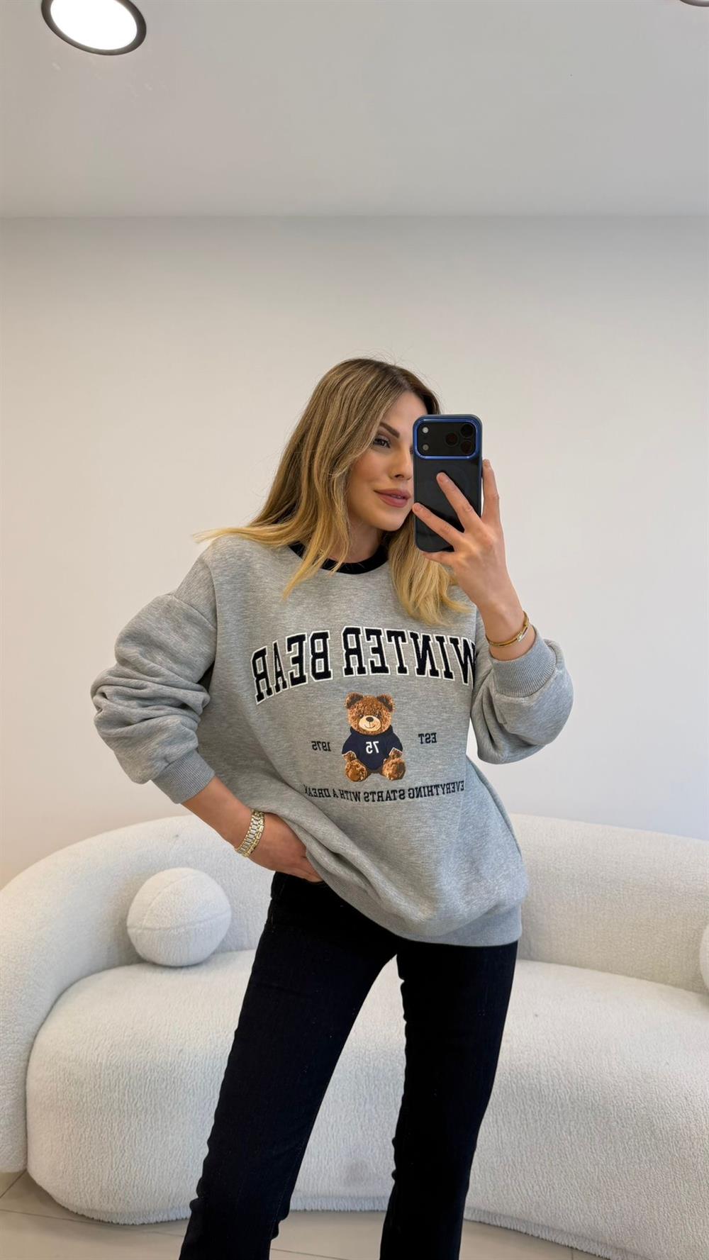 ÖNÜ YAZI VE AYICIKLI ŞARDONLU GRİ SWEAT