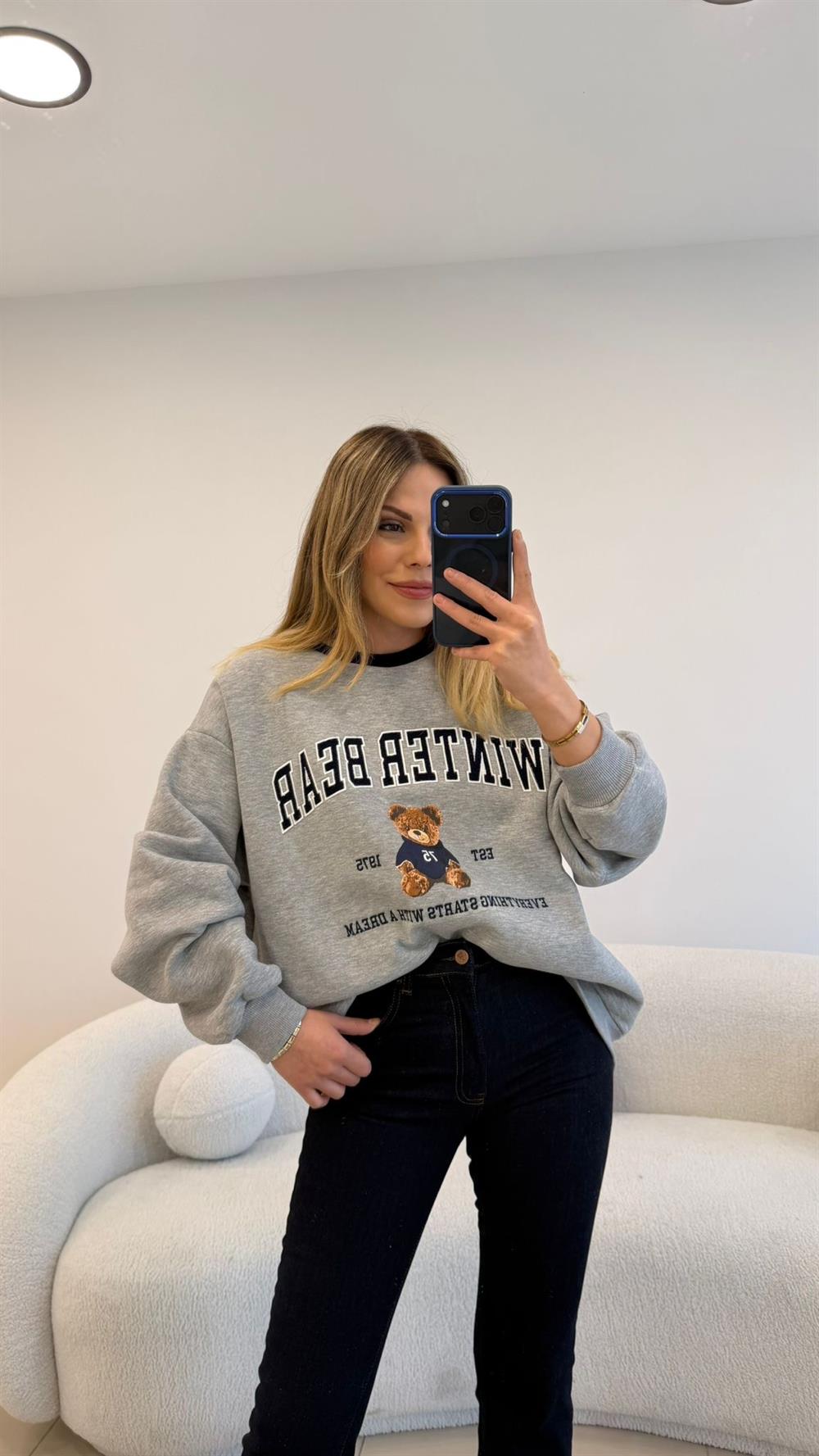 ÖNÜ YAZI VE AYICIKLI ŞARDONLU GRİ SWEAT