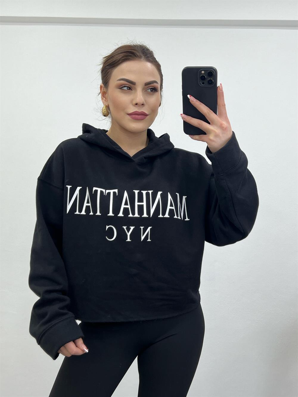 Önü Yazili Kapşonlu Sweat Si̇yah