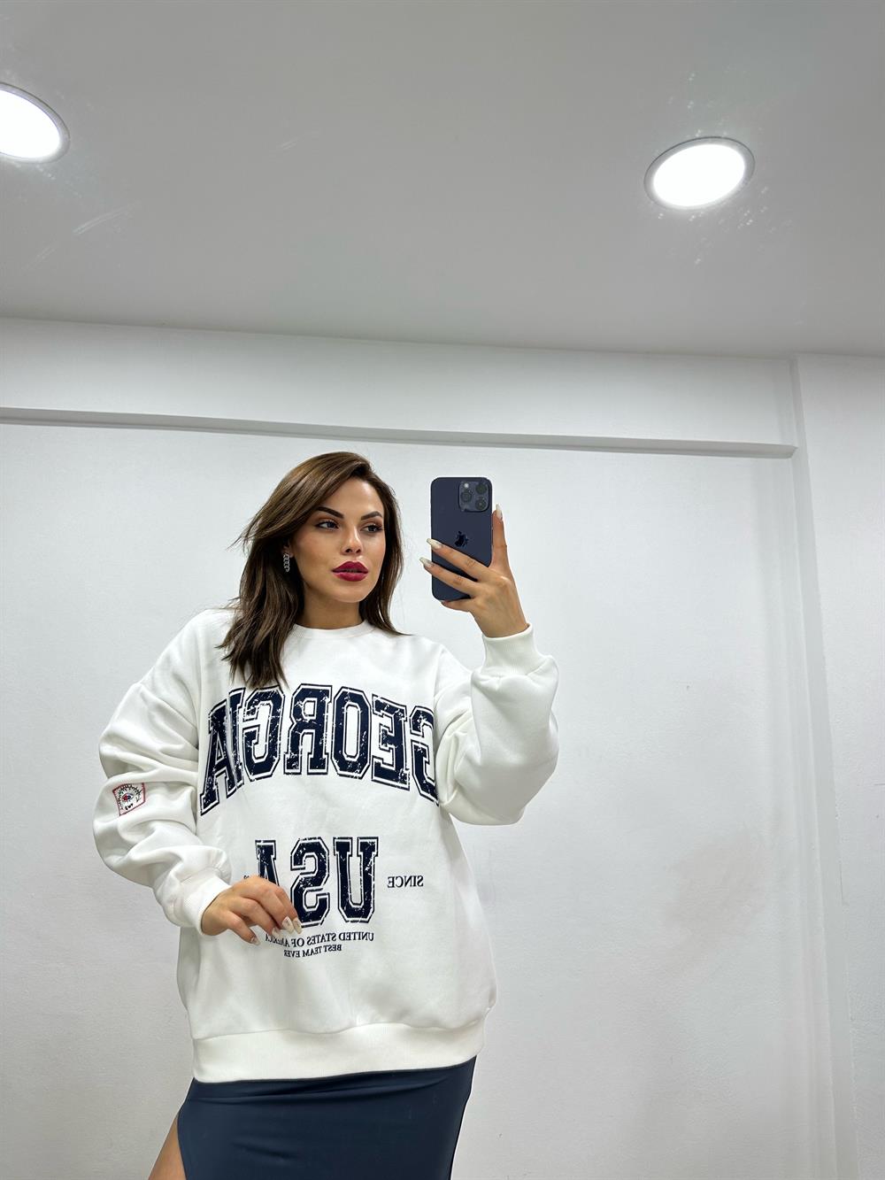Önü Yazili Şardonlu Sweat