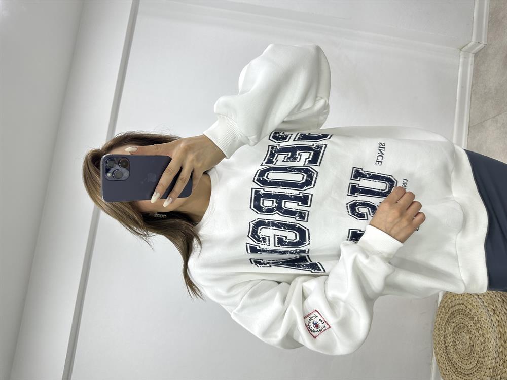 Önü Yazili Şardonlu Sweat