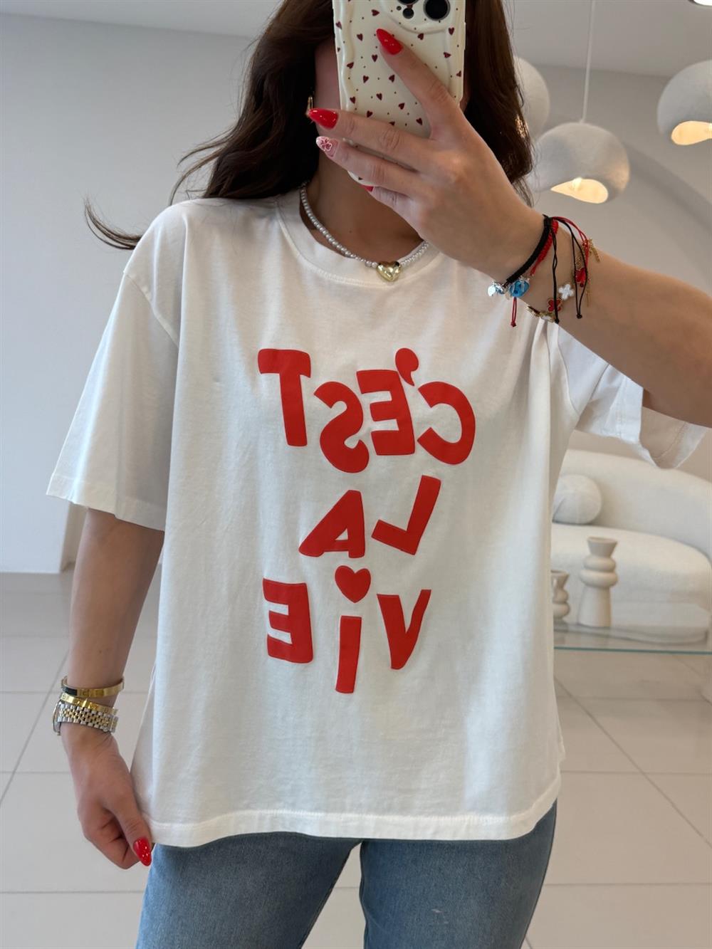 ÖNÜ YAZILI TSHIRT