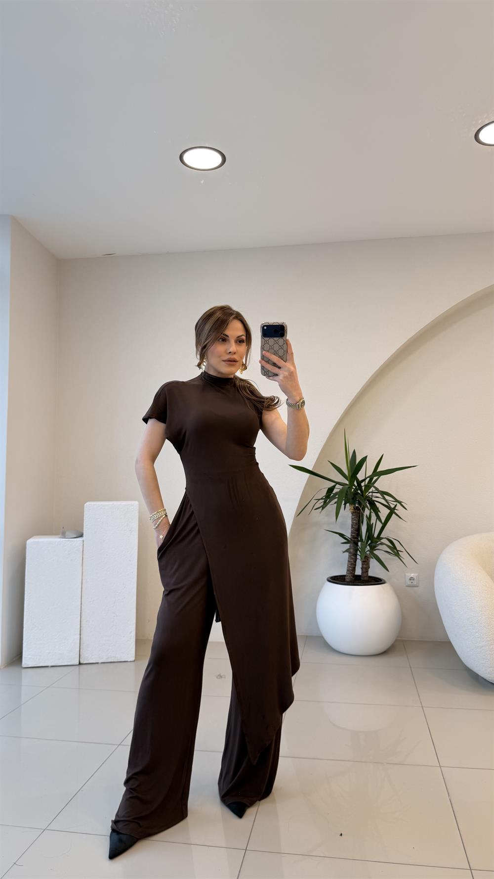 ORJİİNAL MARKA ASİMETRİK TAKIM KAHVE