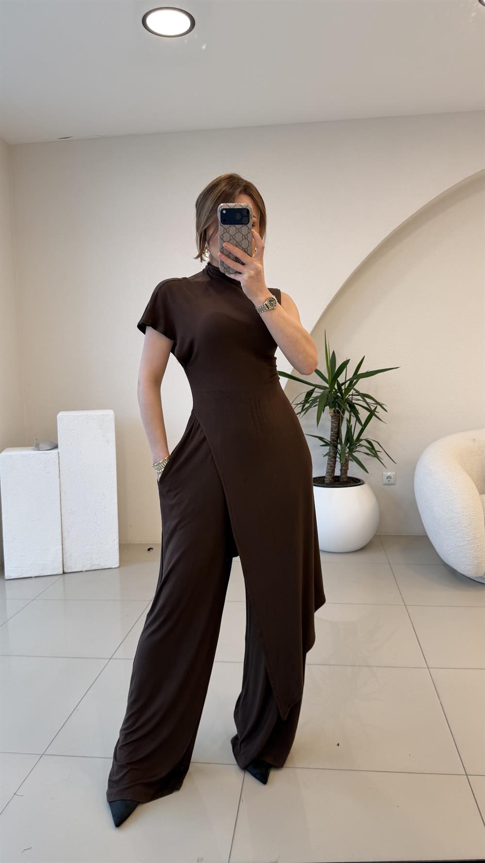 ORJİİNAL MARKA ASİMETRİK TAKIM KAHVE