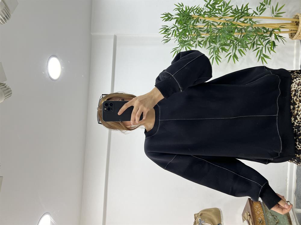 Arkasi İşlemeli̇ Sweat