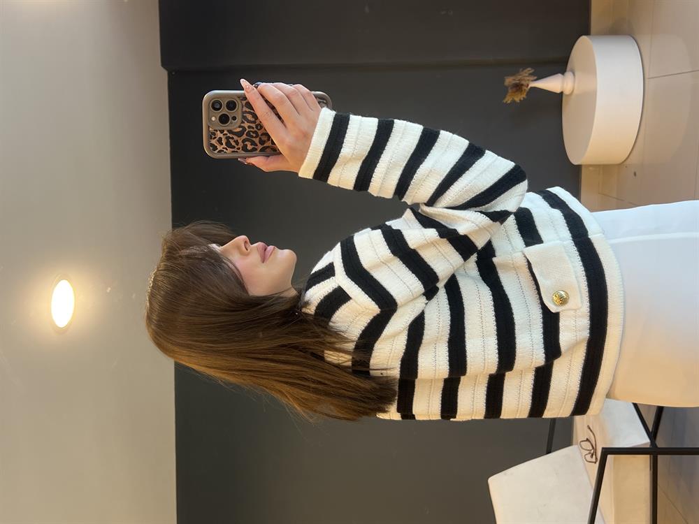 Çi̇zgi̇li̇ Hirka Ekru