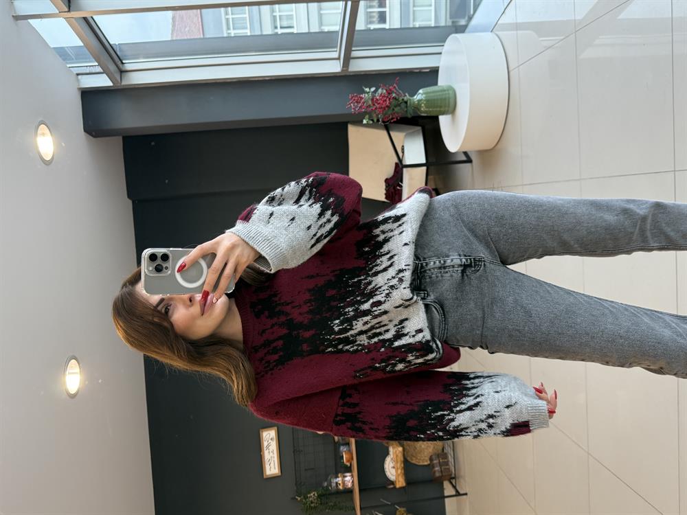 Desenli̇ Bordo Kazak