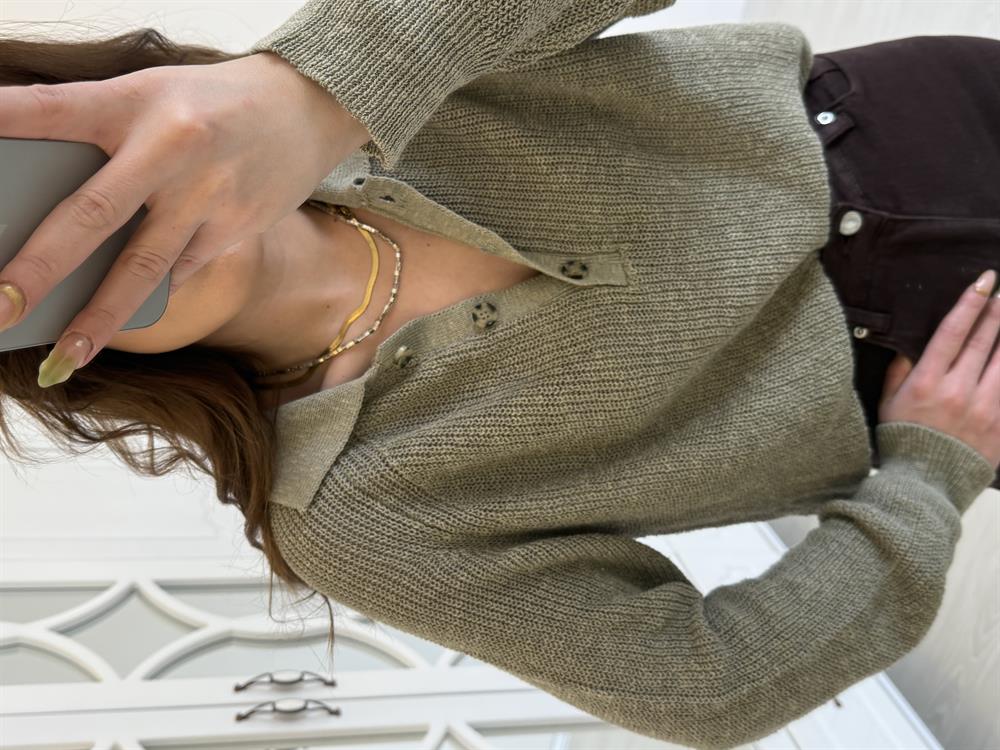 Düğmeli̇ Uzun Kol Merseri̇ze 