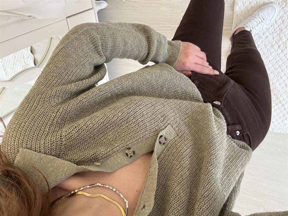 Düğmeli̇ Uzun Kol Merseri̇ze 