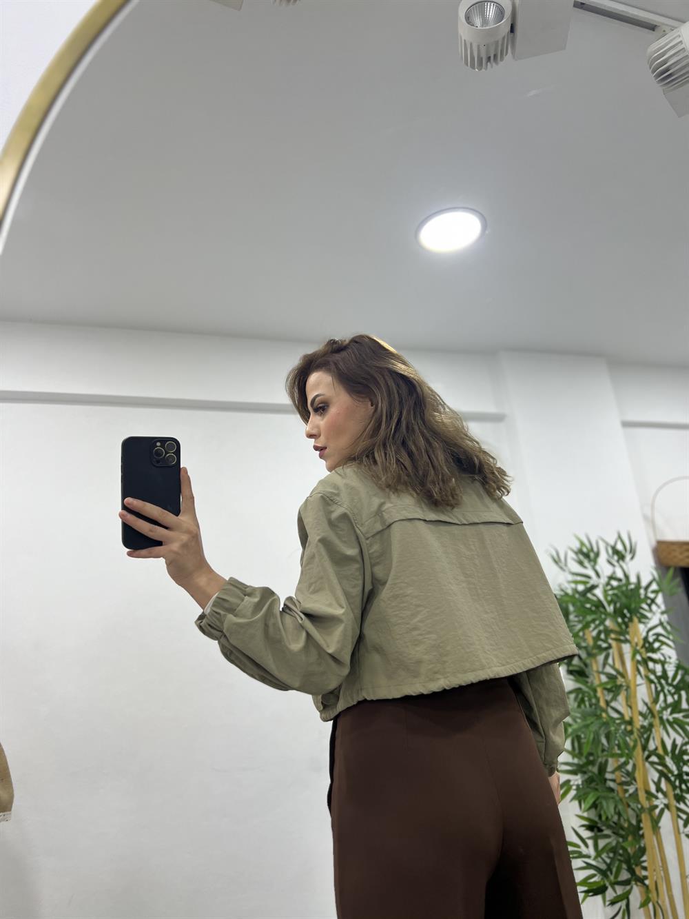 Kisa Yağmurluk Ceket