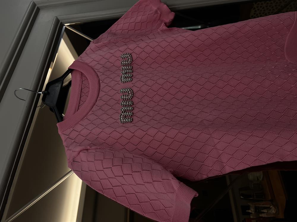 Önü Yazili Merseri̇ze Kisa Kol Tri̇ko Pembe